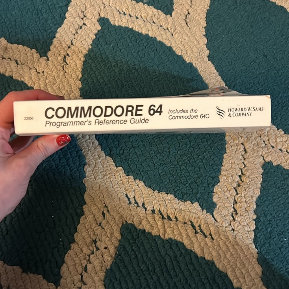Commodore 64 Programmer’s Reference Guide - Picture 3 of 6